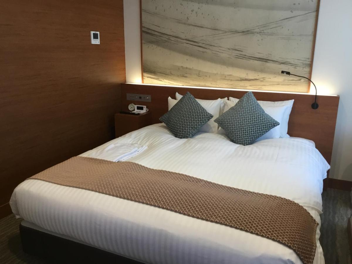 Odysis Suites Osaka Airport Hotel إيزوميسانو المظهر الخارجي الصورة