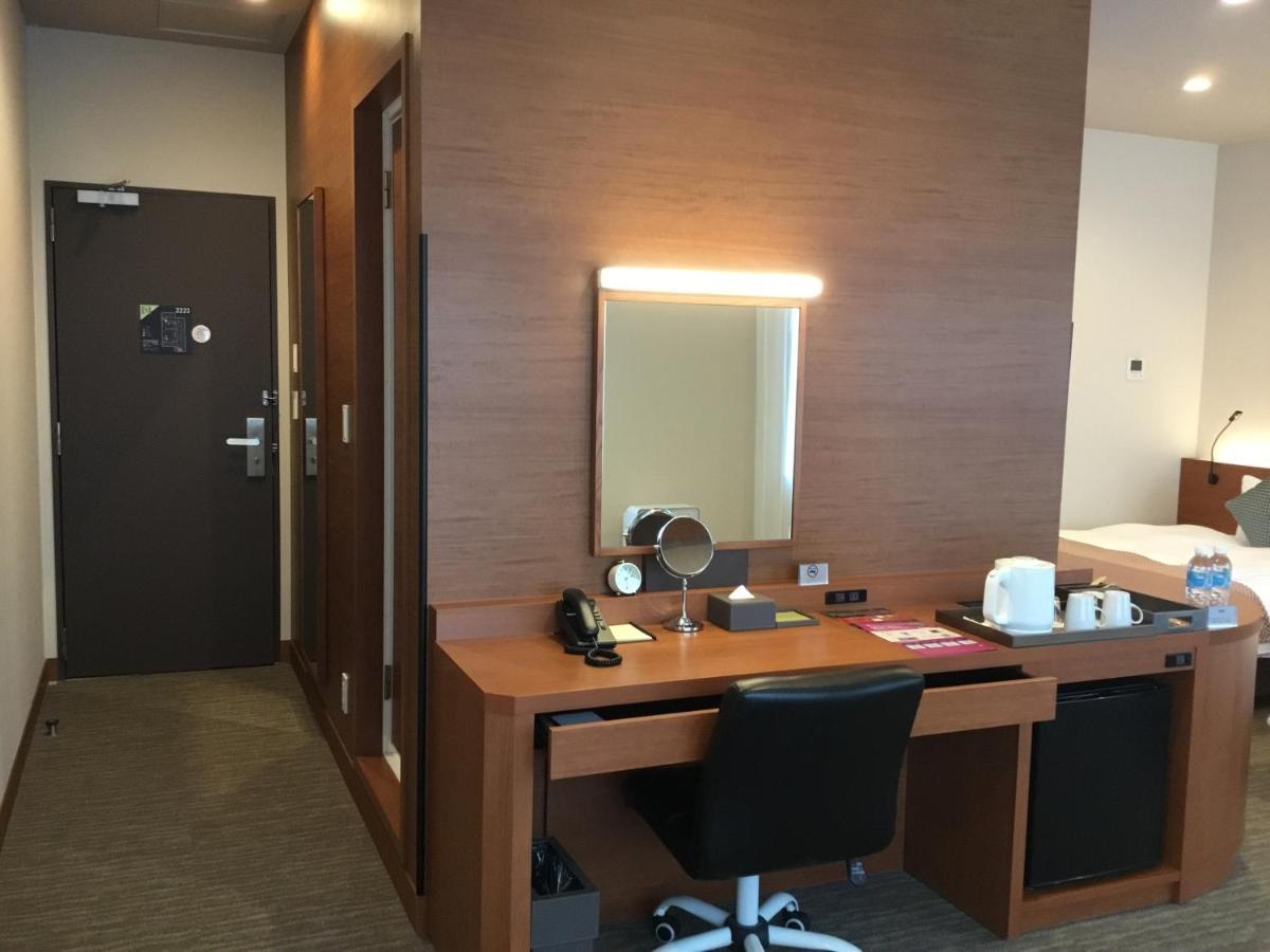 Odysis Suites Osaka Airport Hotel إيزوميسانو المظهر الخارجي الصورة
